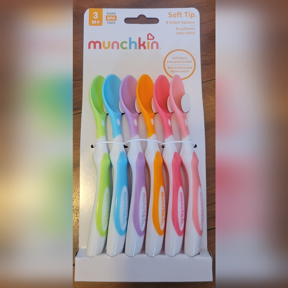 NWT 6 Pack Munchkin Soft Tip Spoons - Vibrant Colors